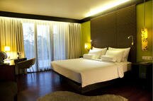 Deluxe Room at the Pullman Bali Legian Nirwana Deluxe Room at the Pullman Bali Legian Nirwana